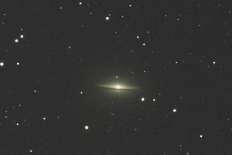 M104 ソンブレロ星雲