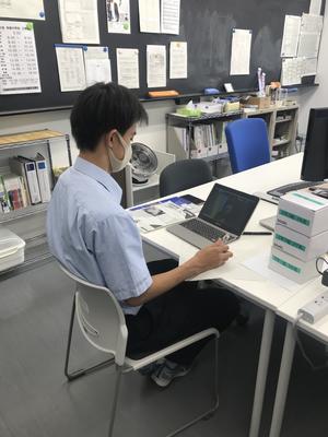 酒井