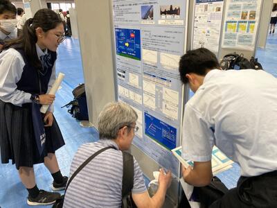 ポスター説明１